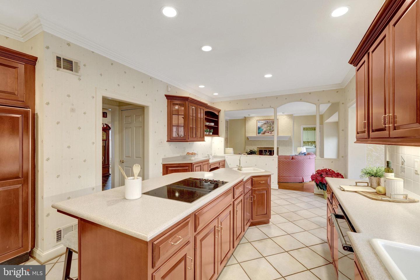 10100 WALKER LAKE DR, GREAT FALLS, Virginia 22066, 4 Bedrooms Bedrooms, ,4 BathroomsBathrooms,Residential,For sale,10100 WALKER LAKE DR,VAFX2275436 MLS # VAFX2275436 10100 WALKER LAKE DR, GREAT FALLS, Virginia 22066, 4 Bedrooms Bedrooms, ,4 BathroomsBathrooms,Residential,For sale,10100 WALKER LAKE DR,VAFX2275436 MLS # VAFX2275436