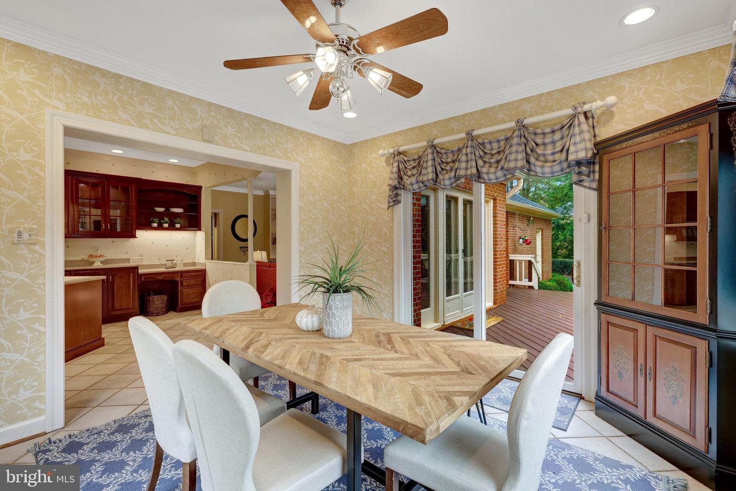 10100 WALKER LAKE DR, GREAT FALLS, Virginia 22066, 4 Bedrooms Bedrooms, ,4 BathroomsBathrooms,Residential,For sale,10100 WALKER LAKE DR,VAFX2275436 MLS # VAFX2275436 10100 WALKER LAKE DR, GREAT FALLS, Virginia 22066, 4 Bedrooms Bedrooms, ,4 BathroomsBathrooms,Residential,For sale,10100 WALKER LAKE DR,VAFX2275436 MLS # VAFX2275436