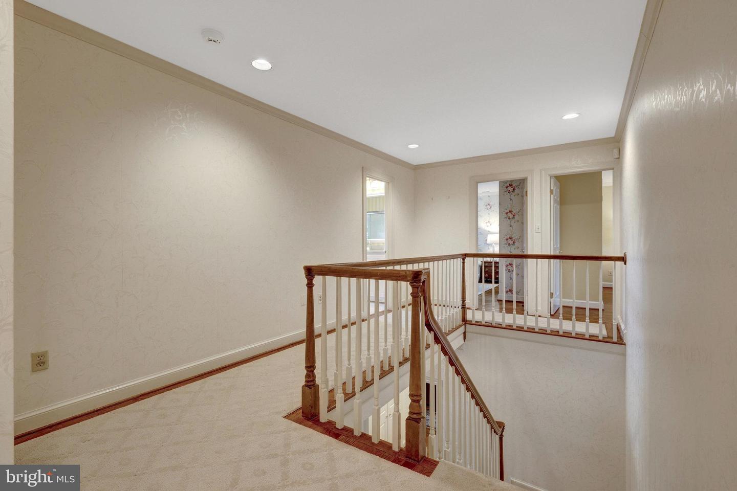 10100 WALKER LAKE DR, GREAT FALLS, Virginia 22066, 4 Bedrooms Bedrooms, ,4 BathroomsBathrooms,Residential,For sale,10100 WALKER LAKE DR,VAFX2275436 MLS # VAFX2275436 10100 WALKER LAKE DR, GREAT FALLS, Virginia 22066, 4 Bedrooms Bedrooms, ,4 BathroomsBathrooms,Residential,For sale,10100 WALKER LAKE DR,VAFX2275436 MLS # VAFX2275436