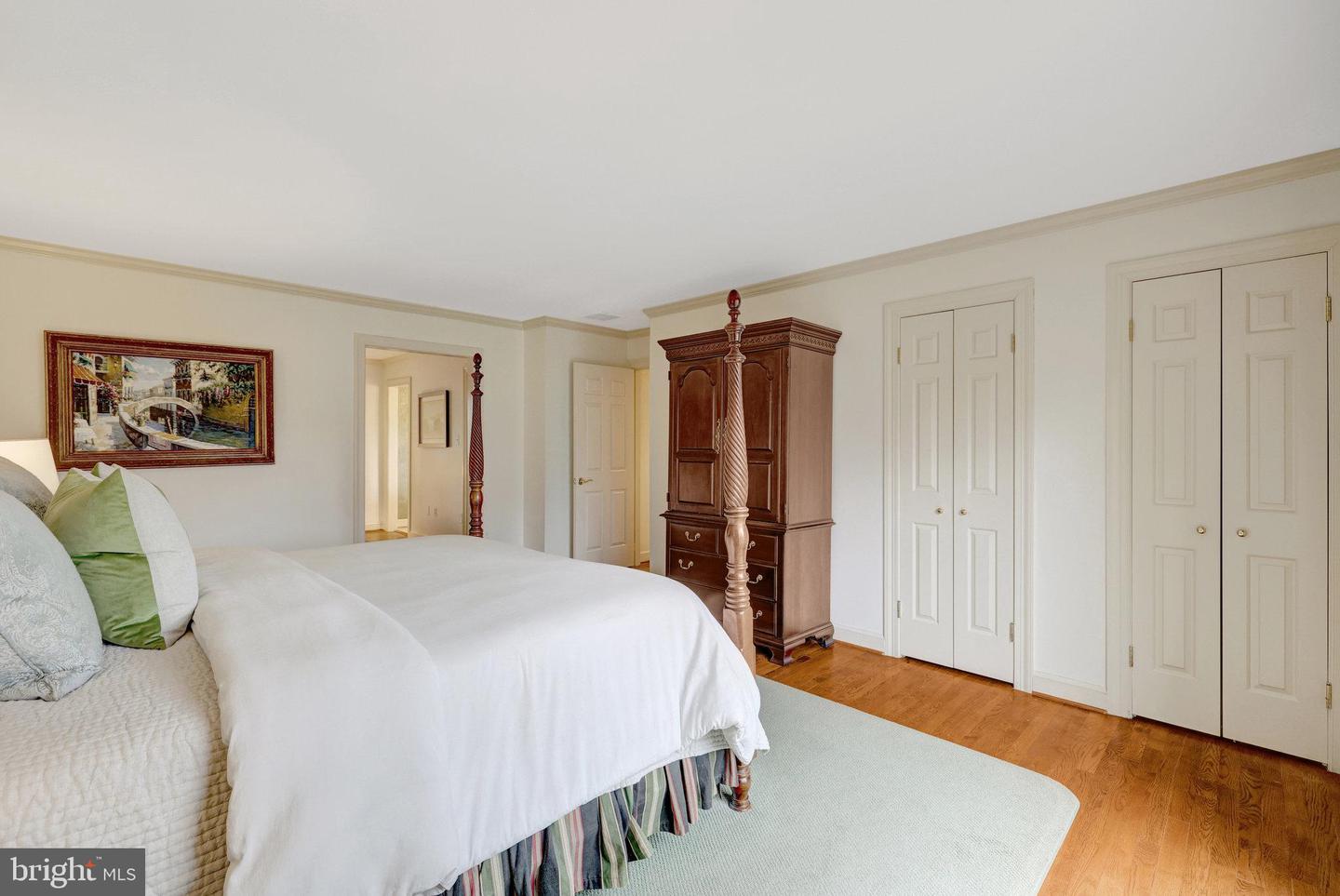 10100 WALKER LAKE DR, GREAT FALLS, Virginia 22066, 4 Bedrooms Bedrooms, ,4 BathroomsBathrooms,Residential,For sale,10100 WALKER LAKE DR,VAFX2275436 MLS # VAFX2275436 10100 WALKER LAKE DR, GREAT FALLS, Virginia 22066, 4 Bedrooms Bedrooms, ,4 BathroomsBathrooms,Residential,For sale,10100 WALKER LAKE DR,VAFX2275436 MLS # VAFX2275436