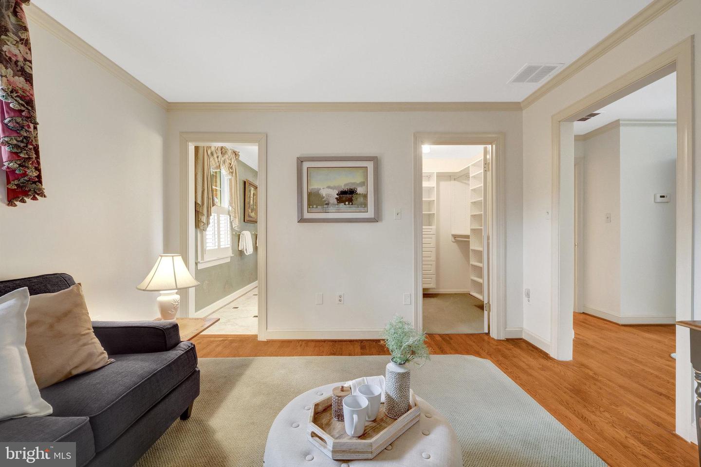 10100 WALKER LAKE DR, GREAT FALLS, Virginia 22066, 4 Bedrooms Bedrooms, ,4 BathroomsBathrooms,Residential,For sale,10100 WALKER LAKE DR,VAFX2275436 MLS # VAFX2275436 10100 WALKER LAKE DR, GREAT FALLS, Virginia 22066, 4 Bedrooms Bedrooms, ,4 BathroomsBathrooms,Residential,For sale,10100 WALKER LAKE DR,VAFX2275436 MLS # VAFX2275436