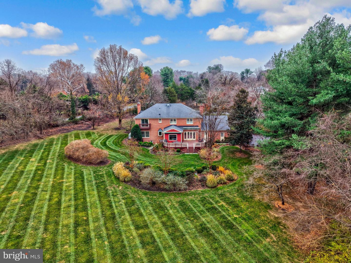 10100 WALKER LAKE DR, GREAT FALLS, Virginia 22066, 4 Bedrooms Bedrooms, ,4 BathroomsBathrooms,Residential,For sale,10100 WALKER LAKE DR,VAFX2275436 MLS # VAFX2275436 10100 WALKER LAKE DR, GREAT FALLS, Virginia 22066, 4 Bedrooms Bedrooms, ,4 BathroomsBathrooms,Residential,For sale,10100 WALKER LAKE DR,VAFX2275436 MLS # VAFX2275436