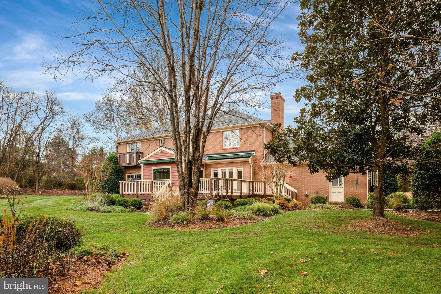 10100 WALKER LAKE DR, GREAT FALLS, Virginia 22066, 4 Bedrooms Bedrooms, ,4 BathroomsBathrooms,Residential,For sale,10100 WALKER LAKE DR,VAFX2275436 MLS # VAFX2275436 10100 WALKER LAKE DR, GREAT FALLS, Virginia 22066, 4 Bedrooms Bedrooms, ,4 BathroomsBathrooms,Residential,For sale,10100 WALKER LAKE DR,VAFX2275436 MLS # VAFX2275436