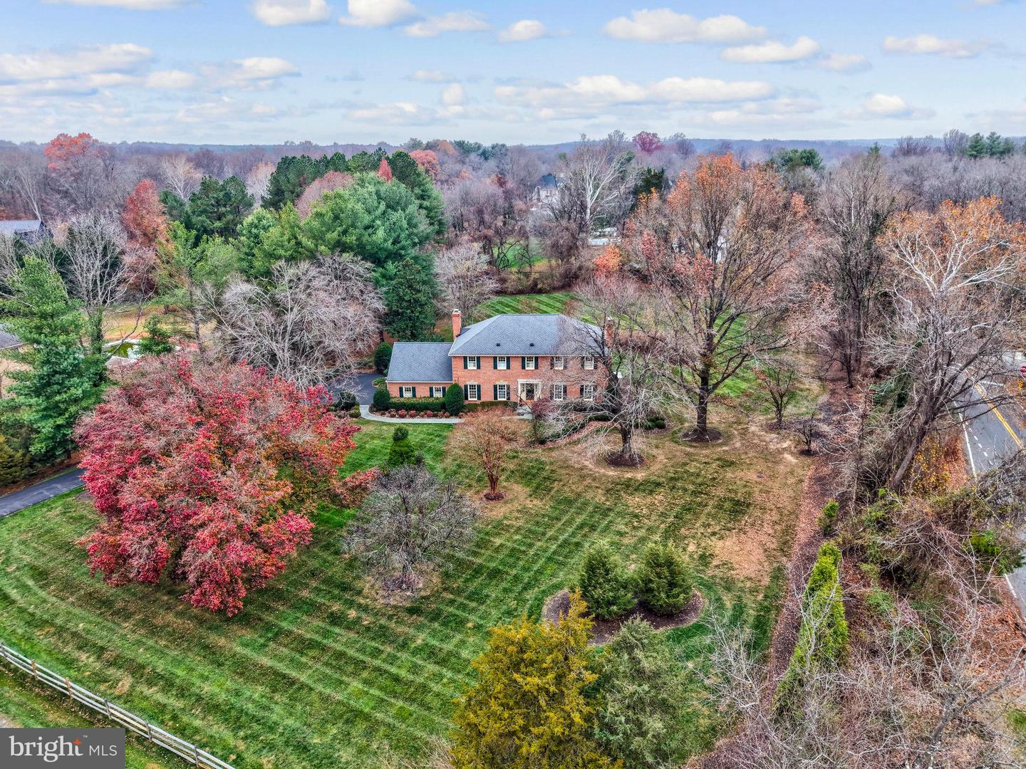 10100 WALKER LAKE DR, GREAT FALLS, Virginia 22066, 4 Bedrooms Bedrooms, ,4 BathroomsBathrooms,Residential,For sale,10100 WALKER LAKE DR,VAFX2275436 MLS # VAFX2275436 10100 WALKER LAKE DR, GREAT FALLS, Virginia 22066, 4 Bedrooms Bedrooms, ,4 BathroomsBathrooms,Residential,For sale,10100 WALKER LAKE DR,VAFX2275436 MLS # VAFX2275436