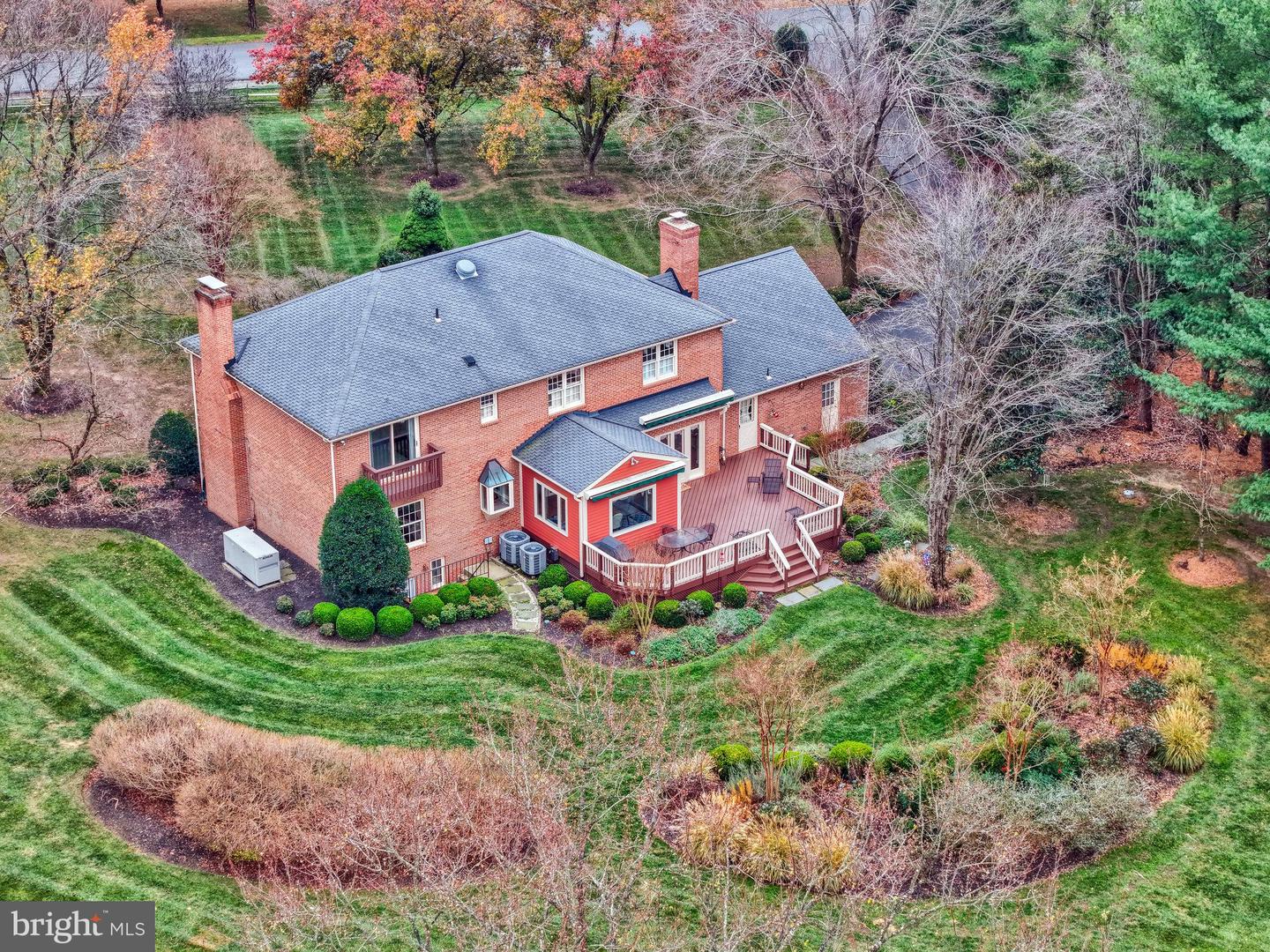 10100 WALKER LAKE DR, GREAT FALLS, Virginia 22066, 4 Bedrooms Bedrooms, ,4 BathroomsBathrooms,Residential,For sale,10100 WALKER LAKE DR,VAFX2275436 MLS # VAFX2275436 10100 WALKER LAKE DR, GREAT FALLS, Virginia 22066, 4 Bedrooms Bedrooms, ,4 BathroomsBathrooms,Residential,For sale,10100 WALKER LAKE DR,VAFX2275436 MLS # VAFX2275436