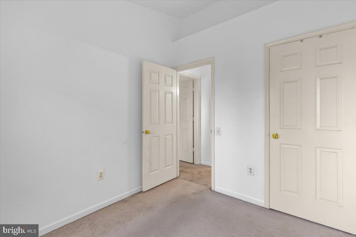 7218 PARSONS CT, ALEXANDRIA, Virginia 22306, 3 Bedrooms Bedrooms, ,2 BathroomsBathrooms,Residential,For sale,7218 PARSONS CT,VAFX2275458 MLS # VAFX2275458