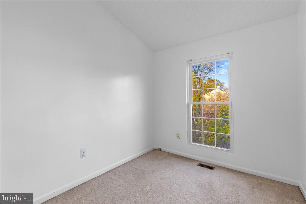 7218 PARSONS CT, ALEXANDRIA, Virginia 22306, 3 Bedrooms Bedrooms, ,2 BathroomsBathrooms,Residential,For sale,7218 PARSONS CT,VAFX2275458 MLS # VAFX2275458