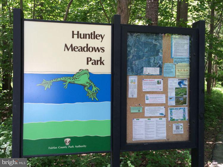 7218 PARSONS CT, ALEXANDRIA, Virginia 22306, 3 Bedrooms Bedrooms, ,2 BathroomsBathrooms,Residential,For sale,7218 PARSONS CT,VAFX2275458 MLS # VAFX2275458