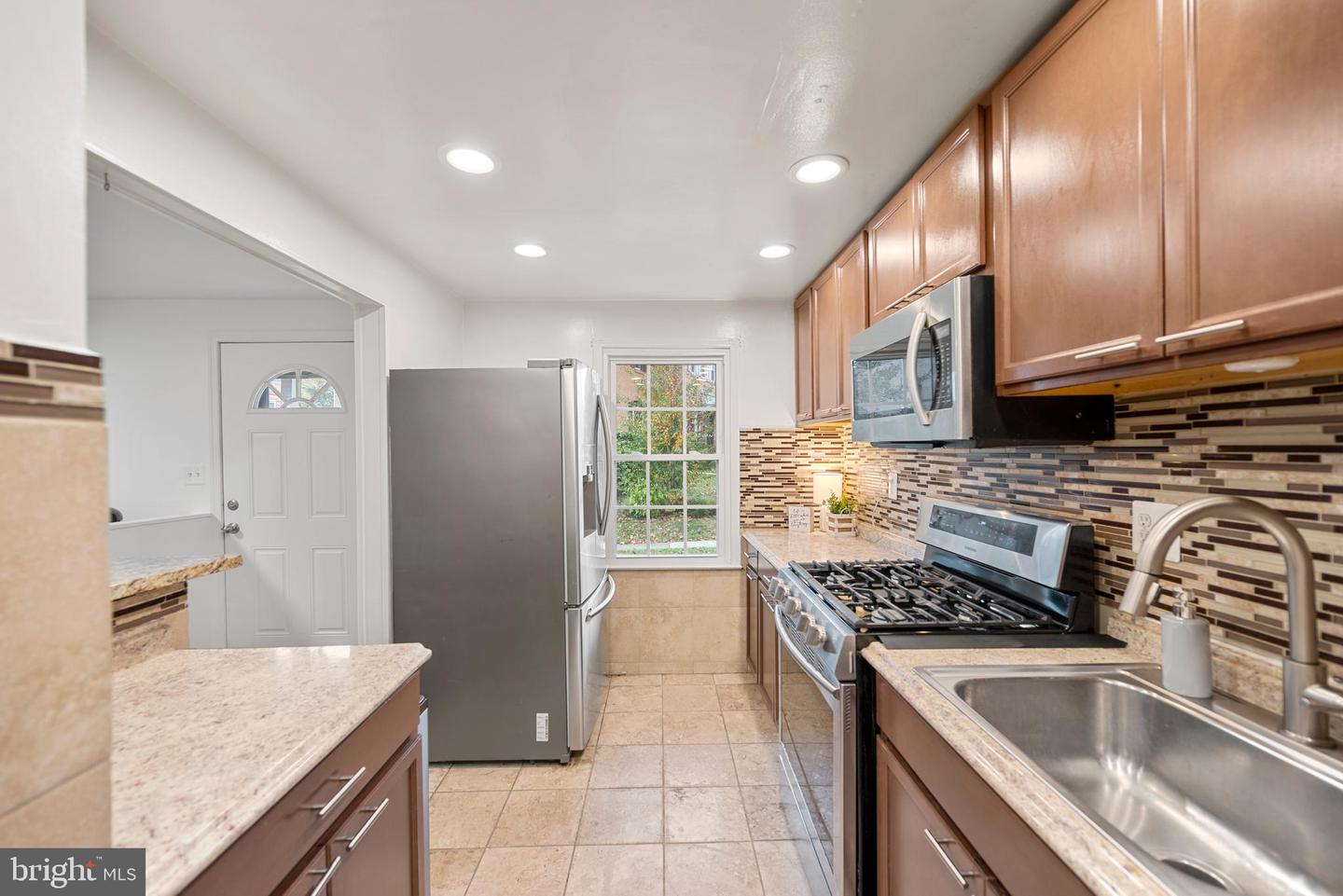 1404 MILBANK RD, WOODBRIDGE, Virginia 22191, 4 Bedrooms Bedrooms, ,3 BathroomsBathrooms,Residential,For sale,1404 MILBANK RD,VAPW2106596 MLS # VAPW2106596 1404 MILBANK RD, WOODBRIDGE, Virginia 22191, 4 Bedrooms Bedrooms, ,3 BathroomsBathrooms,Residential,For sale,1404 MILBANK RD,VAPW2106596 MLS # VAPW2106596