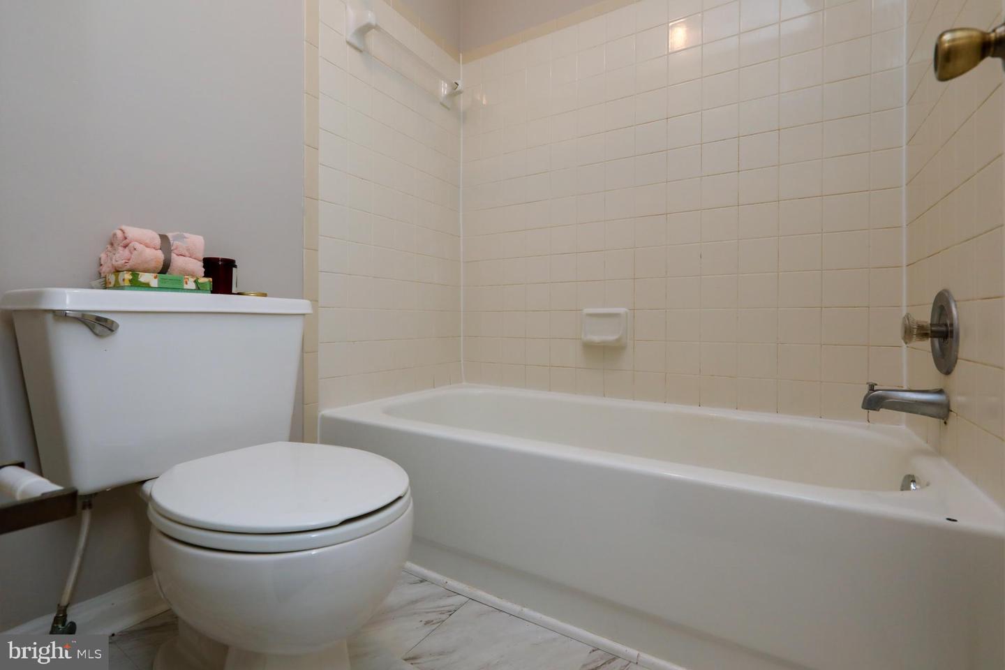 15661 MONTVIEW DR, DUMFRIES, Virginia 22025, 3 Bedrooms Bedrooms, ,3 BathroomsBathrooms,Residential,For sale,15661 MONTVIEW DR,VAPW2107750 MLS # VAPW2107750 15661 MONTVIEW DR, DUMFRIES, Virginia 22025, 3 Bedrooms Bedrooms, ,3 BathroomsBathrooms,Residential,For sale,15661 MONTVIEW DR,VAPW2107750 MLS # VAPW2107750