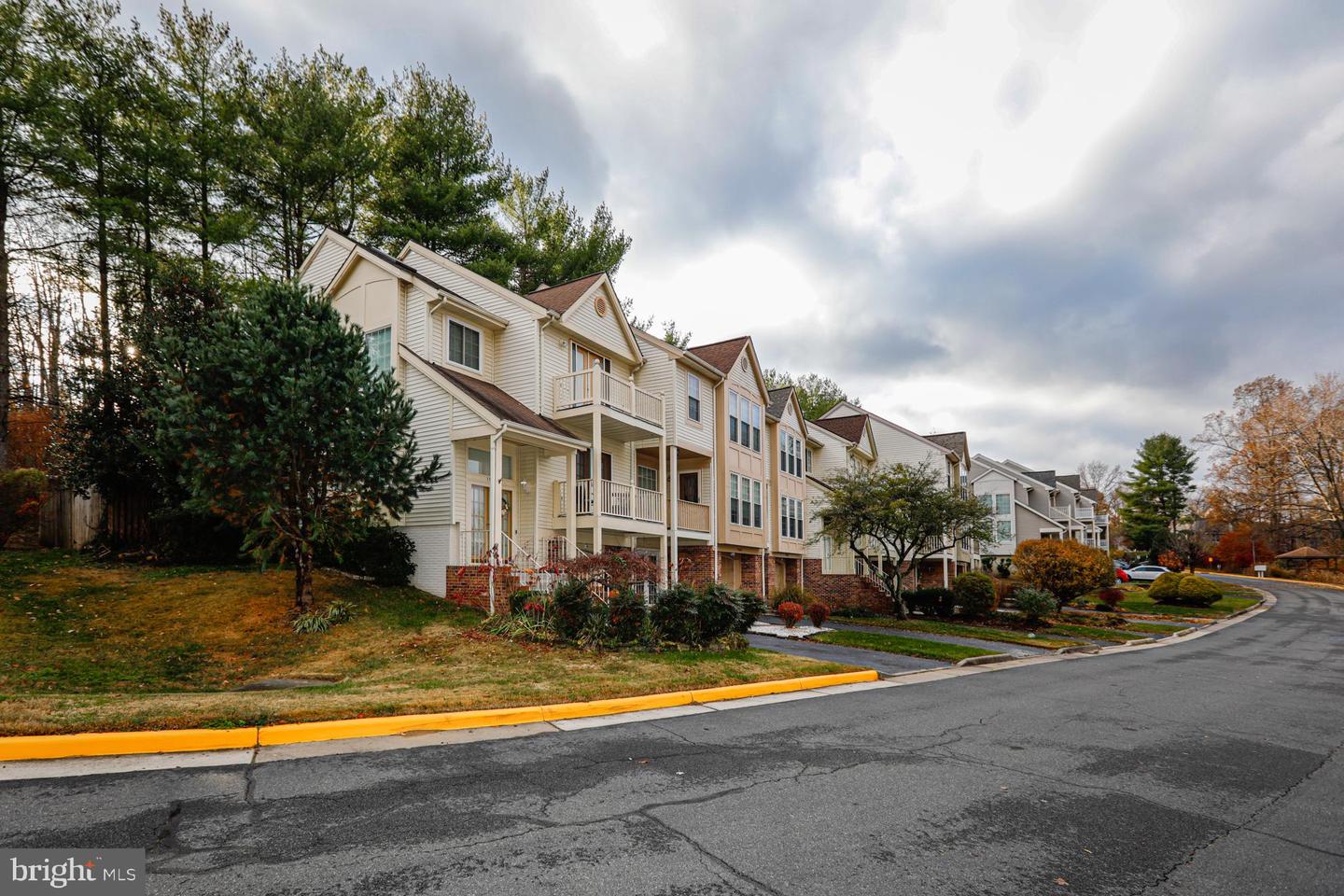 15661 MONTVIEW DR, DUMFRIES, Virginia 22025, 3 Bedrooms Bedrooms, ,3 BathroomsBathrooms,Residential,For sale,15661 MONTVIEW DR,VAPW2107750 MLS # VAPW2107750 15661 MONTVIEW DR, DUMFRIES, Virginia 22025, 3 Bedrooms Bedrooms, ,3 BathroomsBathrooms,Residential,For sale,15661 MONTVIEW DR,VAPW2107750 MLS # VAPW2107750