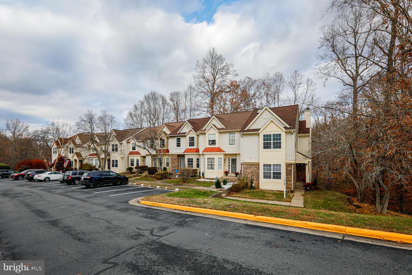 15661 MONTVIEW DR, DUMFRIES, Virginia 22025, 3 Bedrooms Bedrooms, ,3 BathroomsBathrooms,Residential,For sale,15661 MONTVIEW DR,VAPW2107750 MLS # VAPW2107750 15661 MONTVIEW DR, DUMFRIES, Virginia 22025, 3 Bedrooms Bedrooms, ,3 BathroomsBathrooms,Residential,For sale,15661 MONTVIEW DR,VAPW2107750 MLS # VAPW2107750