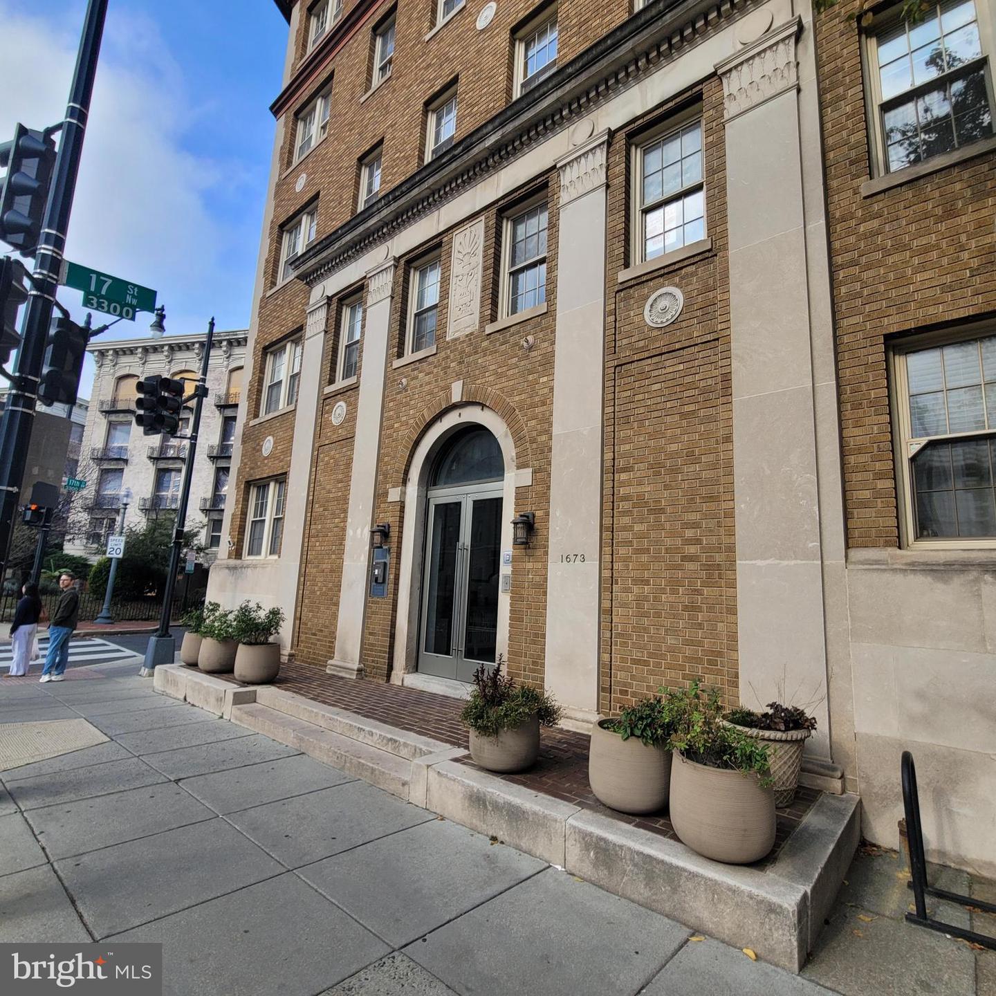 1673 PARK RD NW #502, WASHINGTON, District Of Columbia 20010, 2 Bedrooms Bedrooms, ,1 BathroomBathrooms,Residential,For sale,1673 PARK RD NW #502,DCDC2232068 MLS # DCDC2232068 1673 PARK RD NW #502, WASHINGTON, District Of Columbia 20010, 2 Bedrooms Bedrooms, ,1 BathroomBathrooms,Residential,For sale,1673 PARK RD NW #502,DCDC2232068 MLS # DCDC2232068