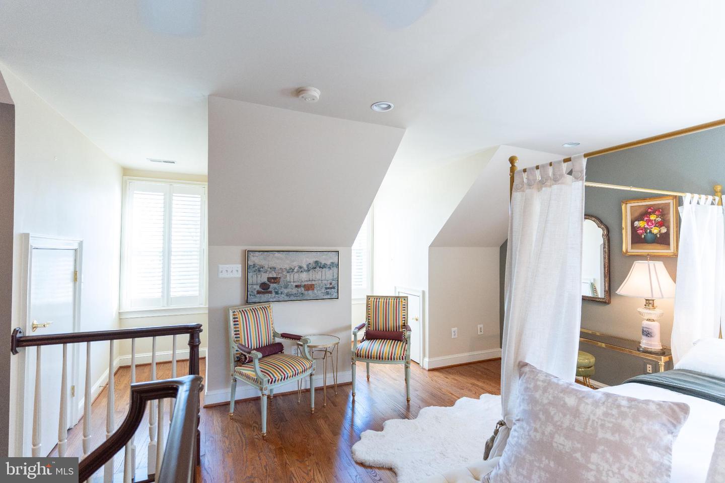 9 HUNT CT, MIDDLEBURG, Virginia 20117, 3 Bedrooms Bedrooms, 7 Rooms Rooms,2 BathroomsBathrooms,Residential,For sale,9 HUNT CT,VALO2111284 MLS # VALO2111284