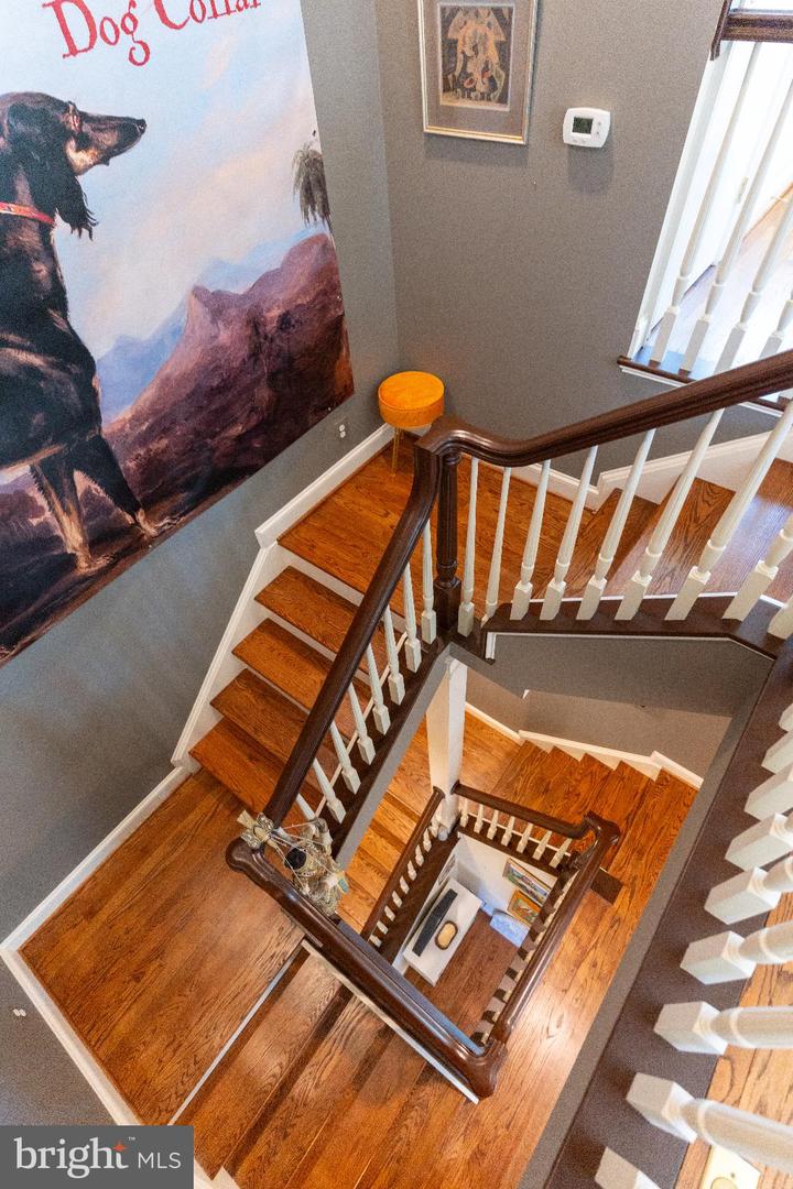 9 HUNT CT, MIDDLEBURG, Virginia 20117, 3 Bedrooms Bedrooms, 7 Rooms Rooms,2 BathroomsBathrooms,Residential,For sale,9 HUNT CT,VALO2111284 MLS # VALO2111284