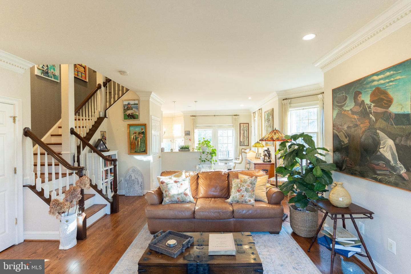 9 HUNT CT, MIDDLEBURG, Virginia 20117, 3 Bedrooms Bedrooms, 7 Rooms Rooms,2 BathroomsBathrooms,Residential,For sale,9 HUNT CT,VALO2111284 MLS # VALO2111284