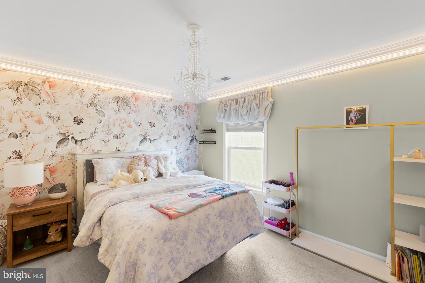 102 FLYFOOT DR, STEPHENSON, Virginia 22656, 5 Bedrooms Bedrooms, ,3 BathroomsBathrooms,Residential,For sale,102 FLYFOOT DR,VAFV2038102 MLS # VAFV2038102