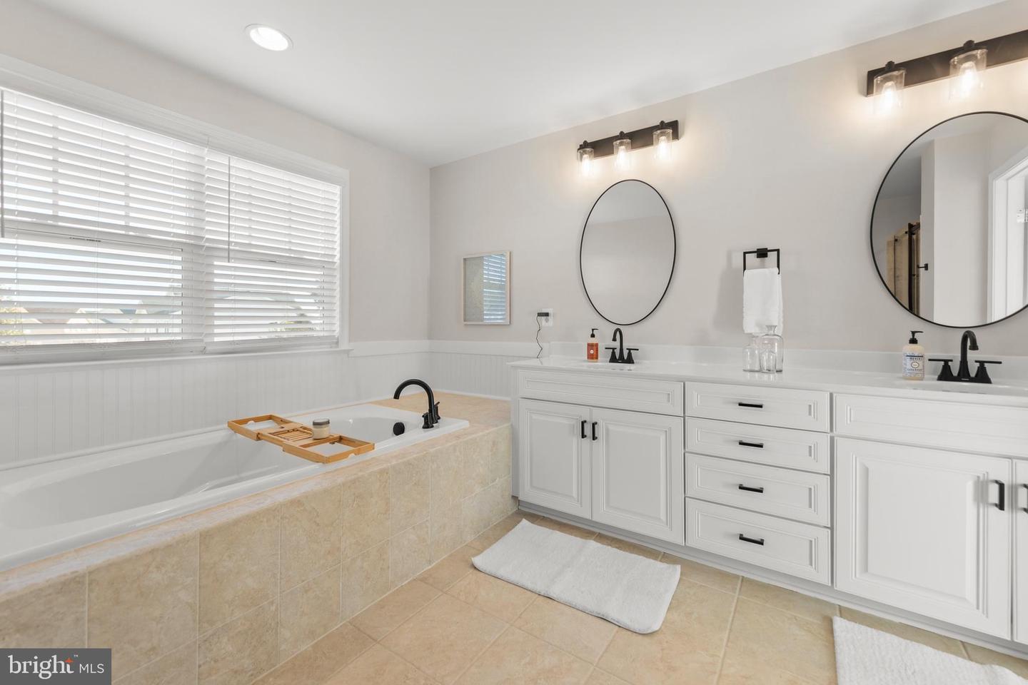 102 FLYFOOT DR, STEPHENSON, Virginia 22656, 5 Bedrooms Bedrooms, ,3 BathroomsBathrooms,Residential,For sale,102 FLYFOOT DR,VAFV2038102 MLS # VAFV2038102