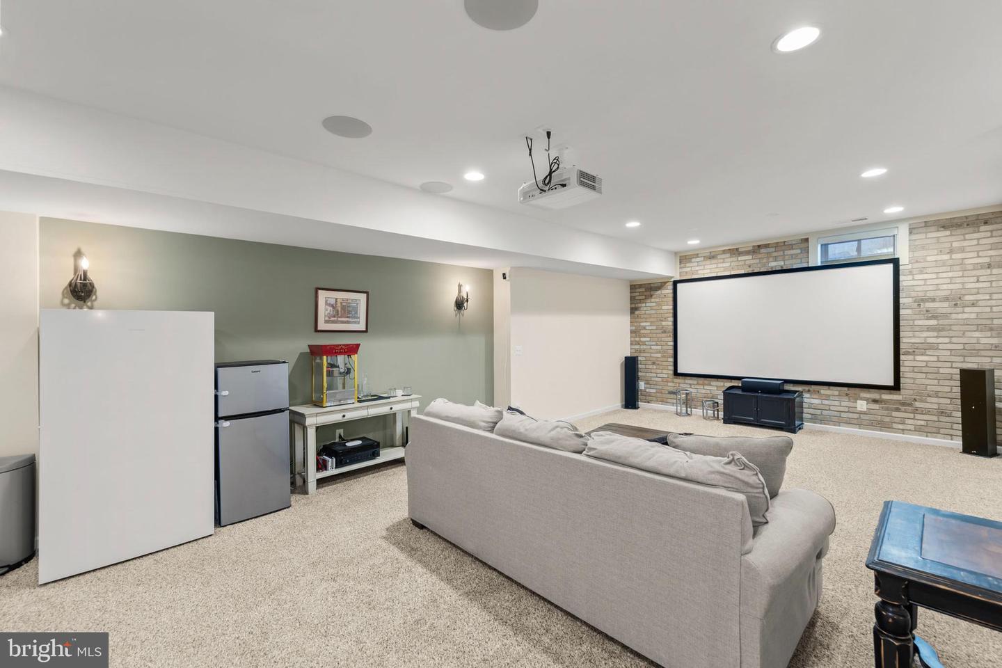 102 FLYFOOT DR, STEPHENSON, Virginia 22656, 5 Bedrooms Bedrooms, ,3 BathroomsBathrooms,Residential,For sale,102 FLYFOOT DR,VAFV2038102 MLS # VAFV2038102