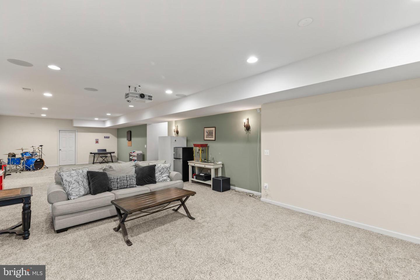 102 FLYFOOT DR, STEPHENSON, Virginia 22656, 5 Bedrooms Bedrooms, ,3 BathroomsBathrooms,Residential,For sale,102 FLYFOOT DR,VAFV2038102 MLS # VAFV2038102