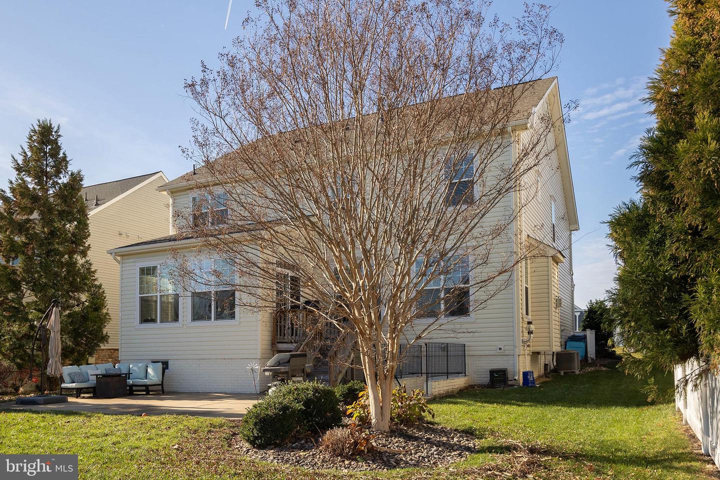 102 FLYFOOT DR, STEPHENSON, Virginia 22656, 5 Bedrooms Bedrooms, ,3 BathroomsBathrooms,Residential,For sale,102 FLYFOOT DR,VAFV2038102 MLS # VAFV2038102