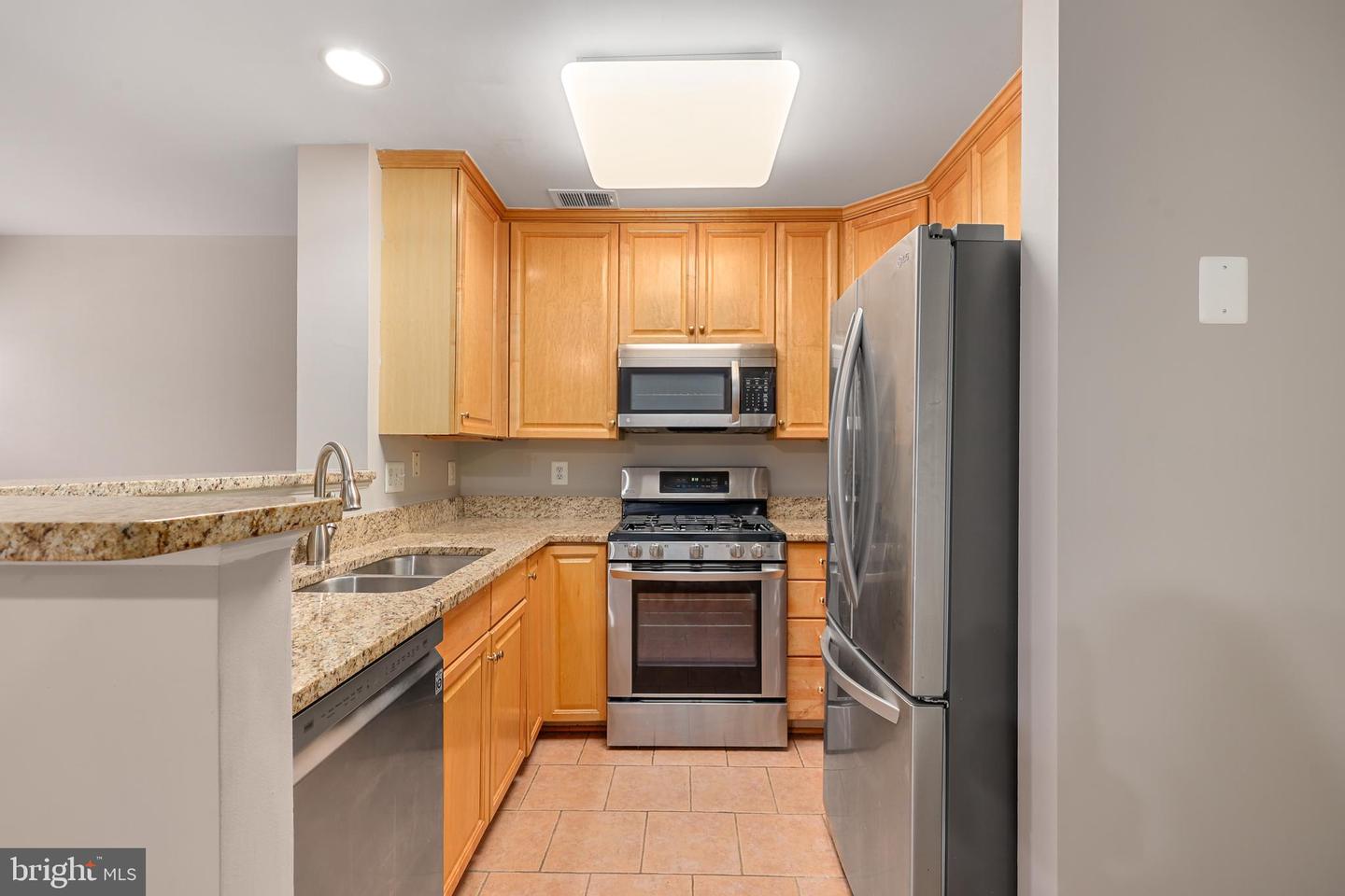 11824 BRETON CT #24A, RESTON, Virginia 20191, 3 Bedrooms Bedrooms, ,2 BathroomsBathrooms,Residential,For sale,11824 BRETON CT #24A,VAFX2279686 MLS # VAFX2279686