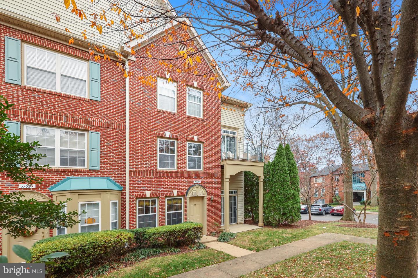 11824 BRETON CT #24A, RESTON, Virginia 20191, 3 Bedrooms Bedrooms, ,2 BathroomsBathrooms,Residential,For sale,11824 BRETON CT #24A,VAFX2279686 MLS # VAFX2279686