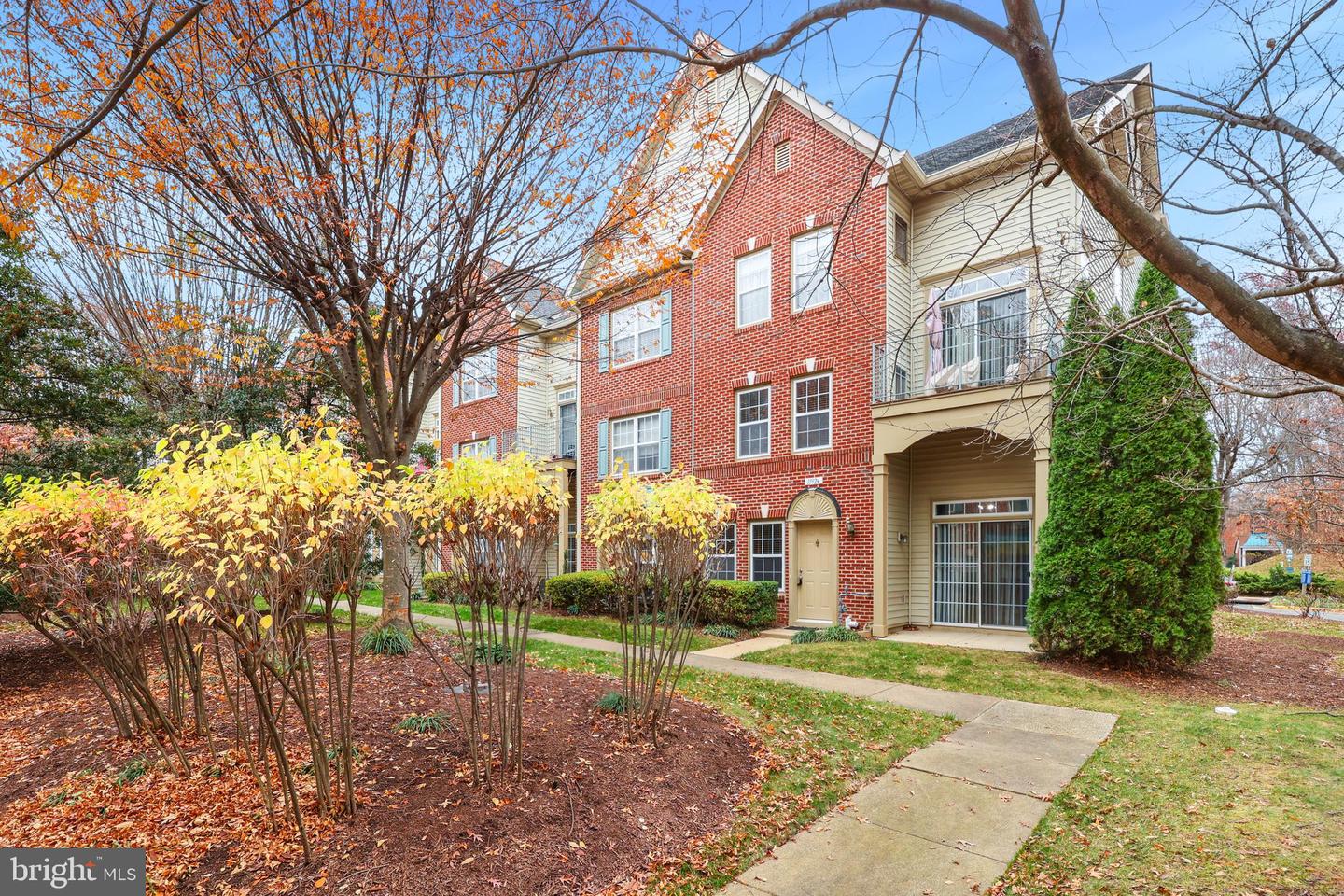 11824 BRETON CT #24A, RESTON, Virginia 20191, 3 Bedrooms Bedrooms, ,2 BathroomsBathrooms,Residential,For sale,11824 BRETON CT #24A,VAFX2279686 MLS # VAFX2279686