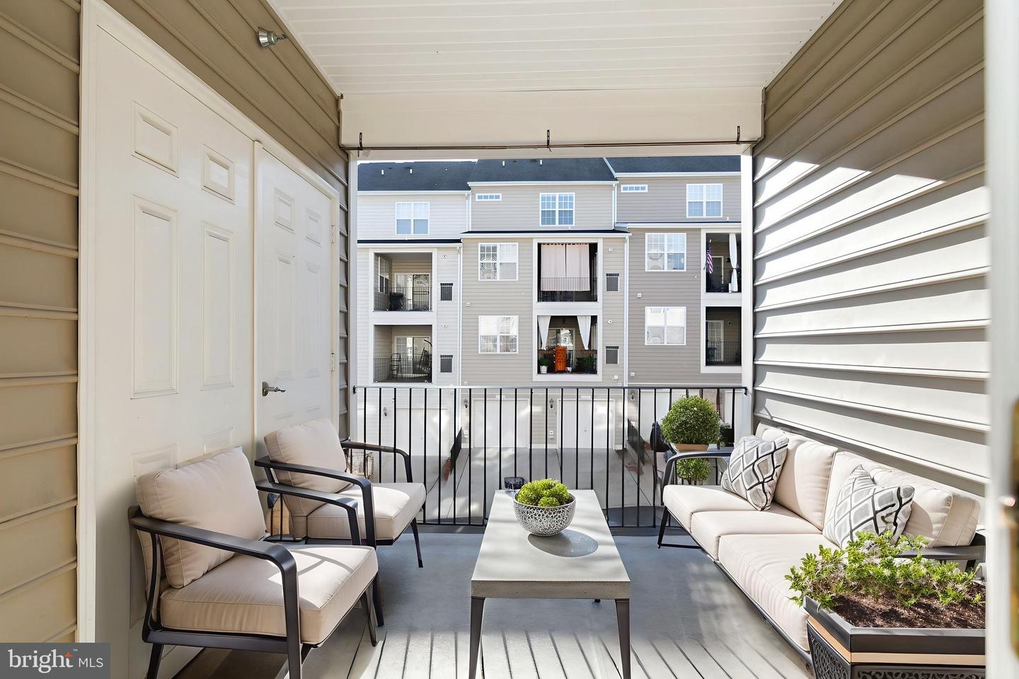 2675 SHEFFIELD WAY #164, WOODBRIDGE, Virginia 22191, 2 Bedrooms Bedrooms, 8 Rooms Rooms,2 BathroomsBathrooms,Residential,For sale,2675 SHEFFIELD WAY #164,VAPW2108080 MLS # VAPW2108080 2675 SHEFFIELD WAY #164, WOODBRIDGE, Virginia 22191, 2 Bedrooms Bedrooms, 8 Rooms Rooms,2 BathroomsBathrooms,Residential,For sale,2675 SHEFFIELD WAY #164,VAPW2108080 MLS # VAPW2108080