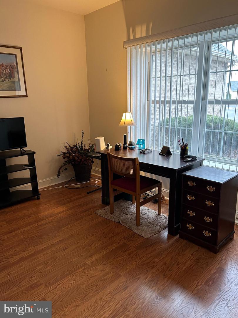 122 BAYBERRY CT, STEPHENS CITY, Virginia 22655, 2 Bedrooms Bedrooms, 6 Rooms Rooms,2 BathroomsBathrooms,Residential,For sale,122 BAYBERRY CT,VAFV2038178 MLS # VAFV2038178