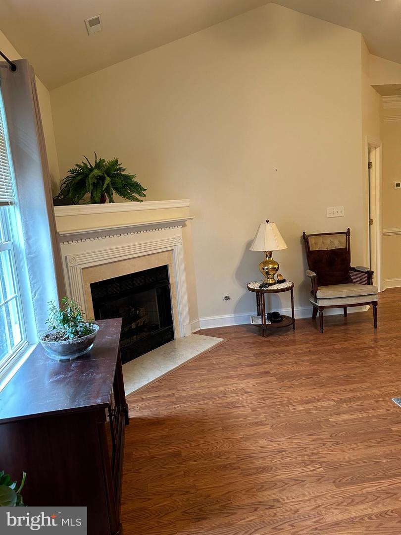 122 BAYBERRY CT, STEPHENS CITY, Virginia 22655, 2 Bedrooms Bedrooms, 6 Rooms Rooms,2 BathroomsBathrooms,Residential,For sale,122 BAYBERRY CT,VAFV2038178 MLS # VAFV2038178