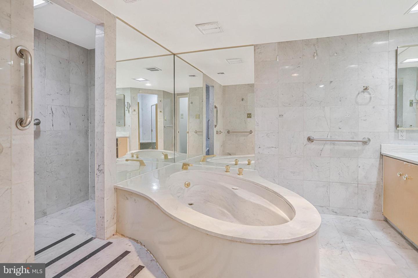 800 25TH ST NW #502, WASHINGTON, District Of Columbia 20037, 2 Bedrooms Bedrooms, ,2 BathroomsBathrooms,Residential,For sale,800 25TH ST NW #502,DCDC2232786 MLS # DCDC2232786 800 25TH ST NW #502, WASHINGTON, District Of Columbia 20037, 2 Bedrooms Bedrooms, ,2 BathroomsBathrooms,Residential,For sale,800 25TH ST NW #502,DCDC2232786 MLS # DCDC2232786