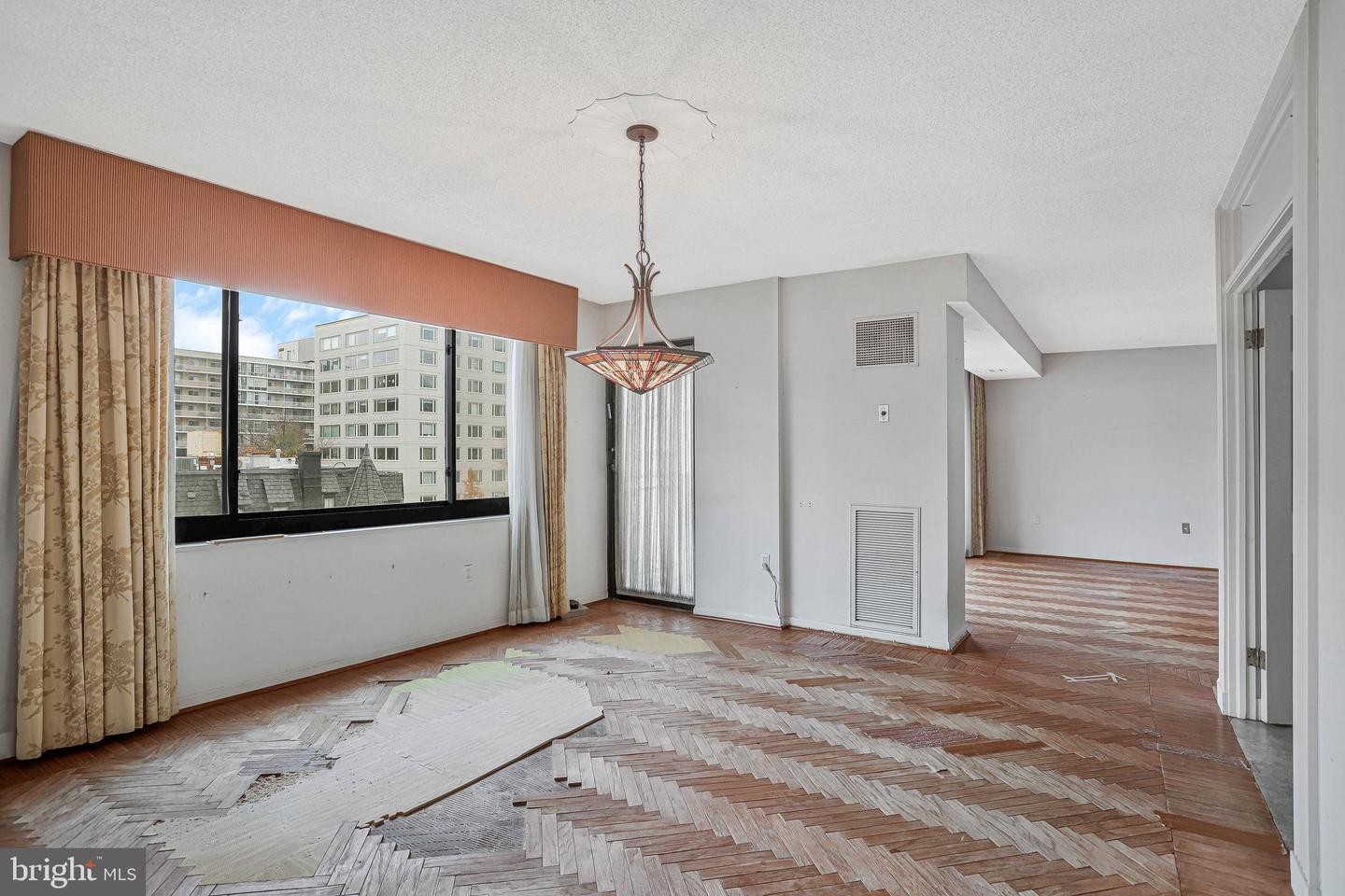 800 25TH ST NW #502, WASHINGTON, District Of Columbia 20037, 2 Bedrooms Bedrooms, ,2 BathroomsBathrooms,Residential,For sale,800 25TH ST NW #502,DCDC2232786 MLS # DCDC2232786 800 25TH ST NW #502, WASHINGTON, District Of Columbia 20037, 2 Bedrooms Bedrooms, ,2 BathroomsBathrooms,Residential,For sale,800 25TH ST NW #502,DCDC2232786 MLS # DCDC2232786