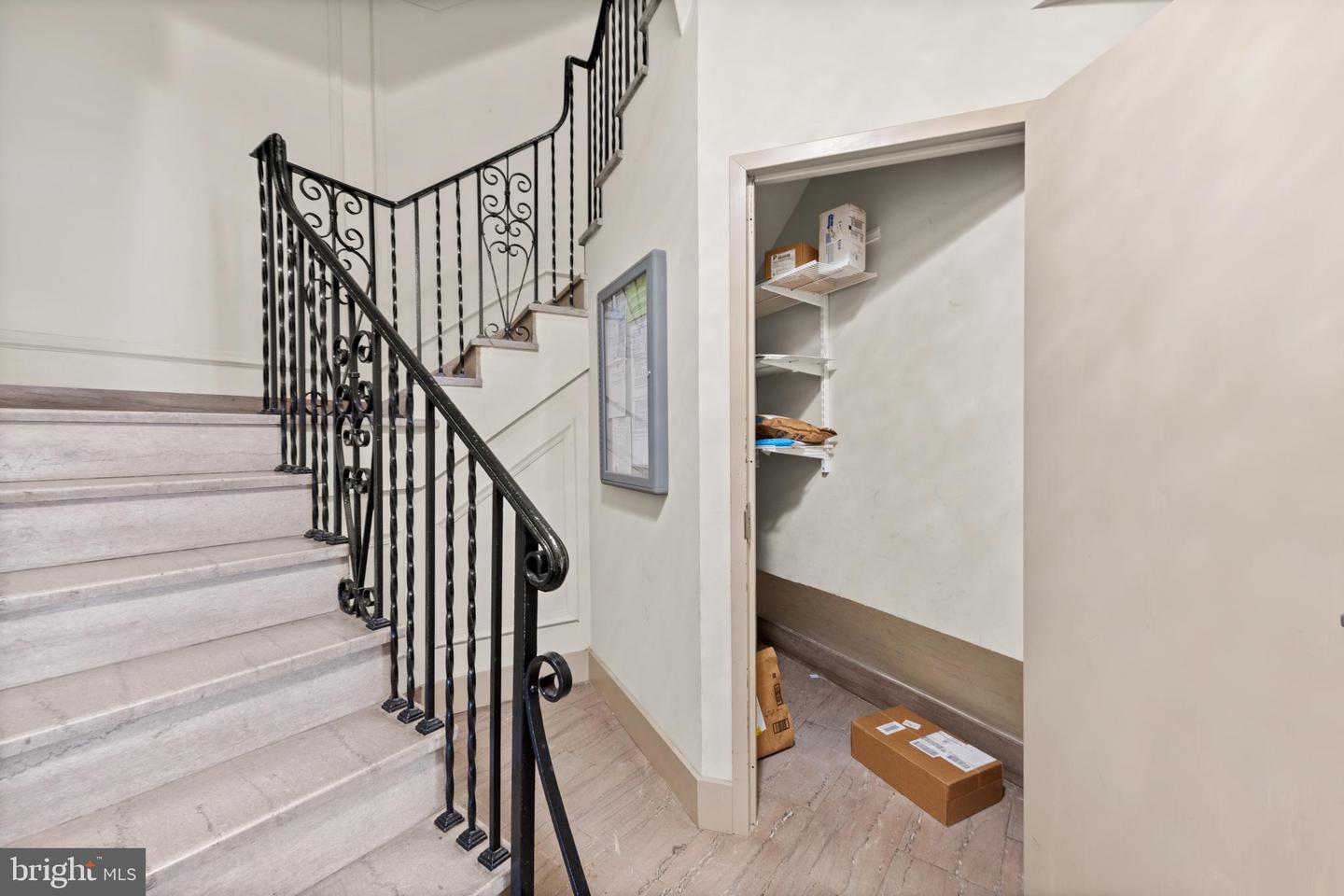 3446 CONNECTICUT AVE NW #401, WASHINGTON, District Of Columbia 20008, 1 Bedroom Bedrooms, ,1 BathroomBathrooms,Residential,For sale,3446 CONNECTICUT AVE NW #401,DCDC2232816 MLS # DCDC2232816