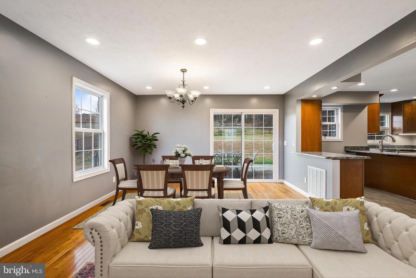 6527 STABLE VIEW LN, TIMBERVILLE, Virginia 22853, 3 Bedrooms Bedrooms, ,3 BathroomsBathrooms,Residential,For sale,6527 STABLE VIEW LN,VARO2002748 MLS # VARO2002748 6527 STABLE VIEW LN, TIMBERVILLE, Virginia 22853, 3 Bedrooms Bedrooms, ,3 BathroomsBathrooms,Residential,For sale,6527 STABLE VIEW LN,VARO2002748 MLS # VARO2002748