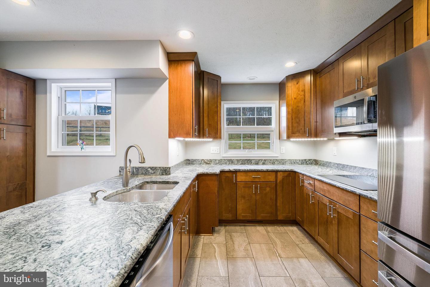 6527 STABLE VIEW LN, TIMBERVILLE, Virginia 22853, 3 Bedrooms Bedrooms, ,3 BathroomsBathrooms,Residential,For sale,6527 STABLE VIEW LN,VARO2002748 MLS # VARO2002748 6527 STABLE VIEW LN, TIMBERVILLE, Virginia 22853, 3 Bedrooms Bedrooms, ,3 BathroomsBathrooms,Residential,For sale,6527 STABLE VIEW LN,VARO2002748 MLS # VARO2002748