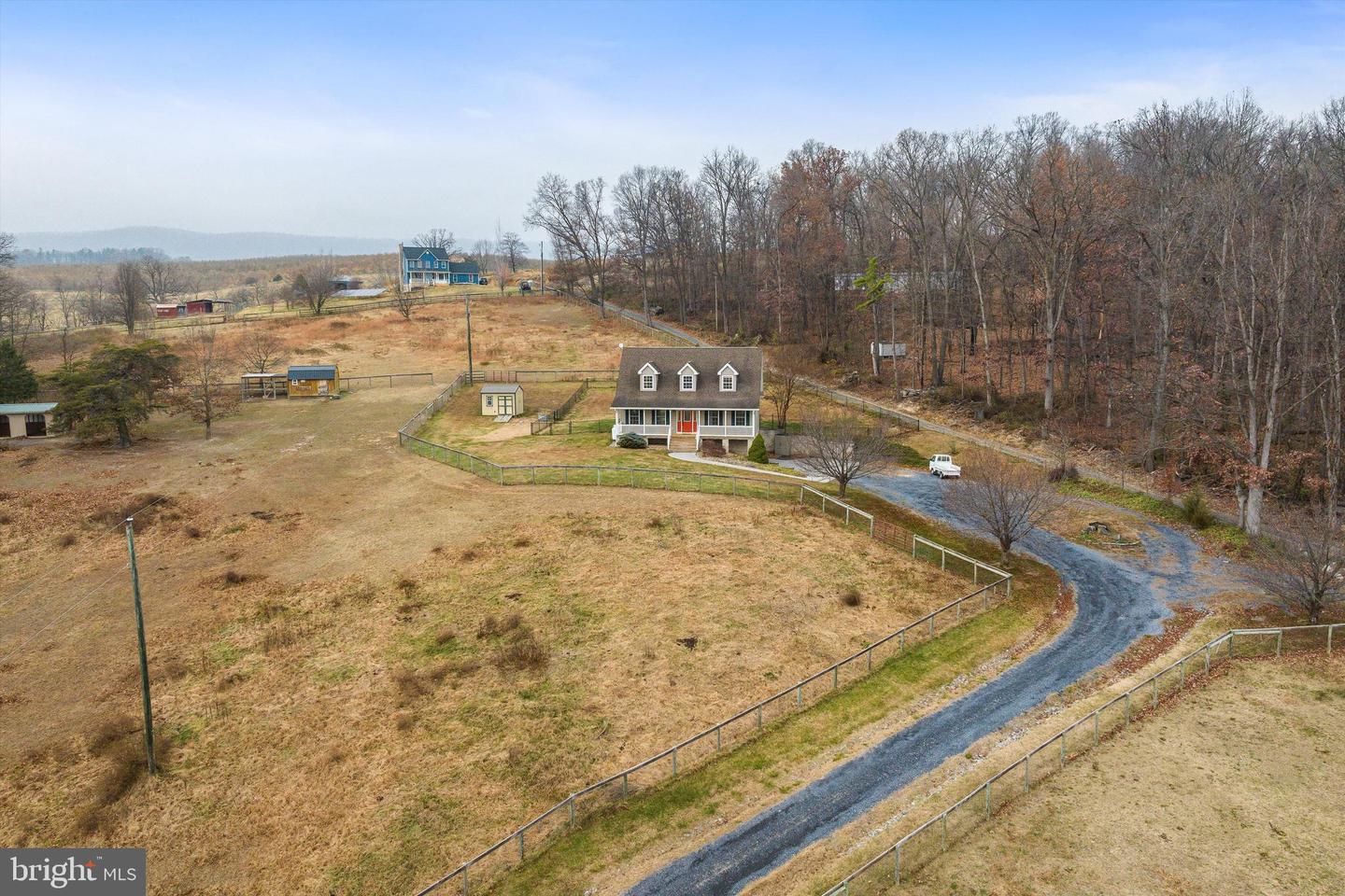 6527 STABLE VIEW LN, TIMBERVILLE, Virginia 22853, 3 Bedrooms Bedrooms, ,3 BathroomsBathrooms,Residential,For sale,6527 STABLE VIEW LN,VARO2002748 MLS # VARO2002748 6527 STABLE VIEW LN, TIMBERVILLE, Virginia 22853, 3 Bedrooms Bedrooms, ,3 BathroomsBathrooms,Residential,For sale,6527 STABLE VIEW LN,VARO2002748 MLS # VARO2002748