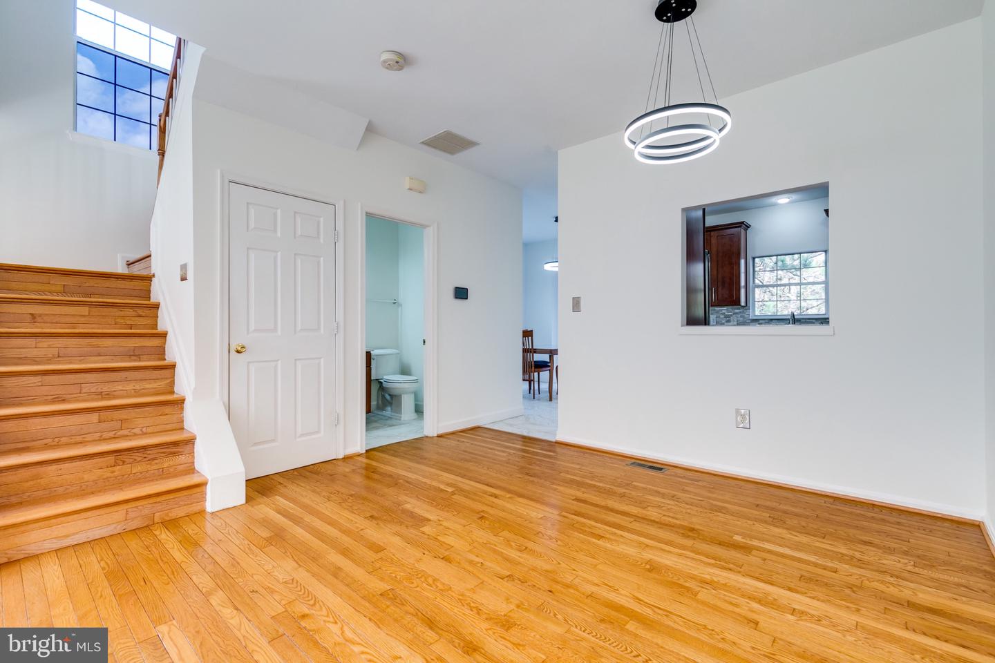 2466 CLOVER FIELD CIR, HERNDON, Virginia 20171, 3 Bedrooms Bedrooms, 12 Rooms Rooms,2 BathroomsBathrooms,Residential,For sale,2466 CLOVER FIELD CIR,VAFX2280208 MLS # VAFX2280208