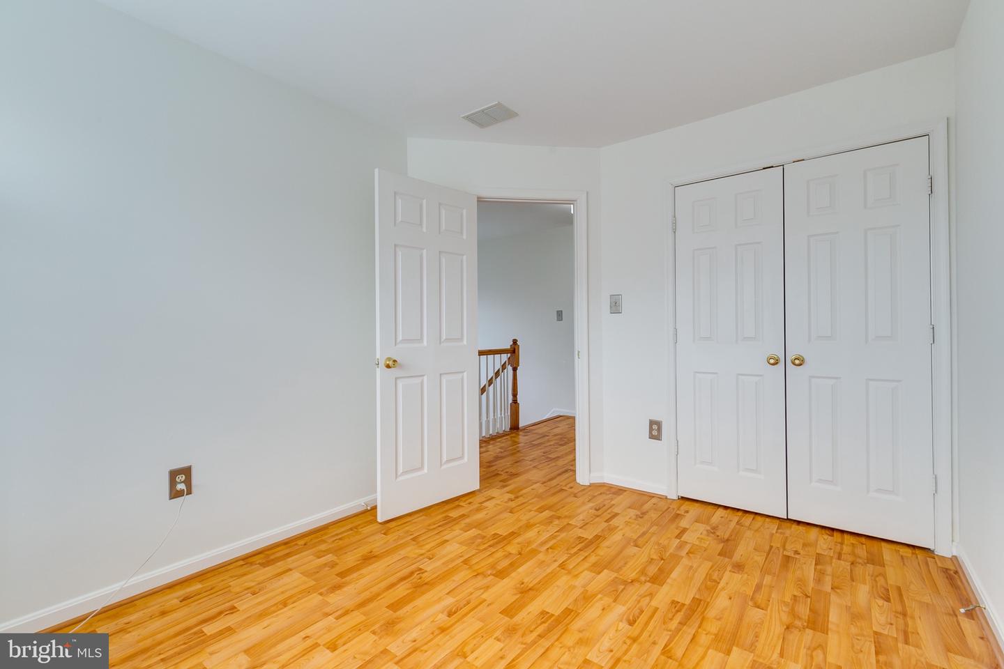 2466 CLOVER FIELD CIR, HERNDON, Virginia 20171, 3 Bedrooms Bedrooms, 12 Rooms Rooms,2 BathroomsBathrooms,Residential,For sale,2466 CLOVER FIELD CIR,VAFX2280208 MLS # VAFX2280208