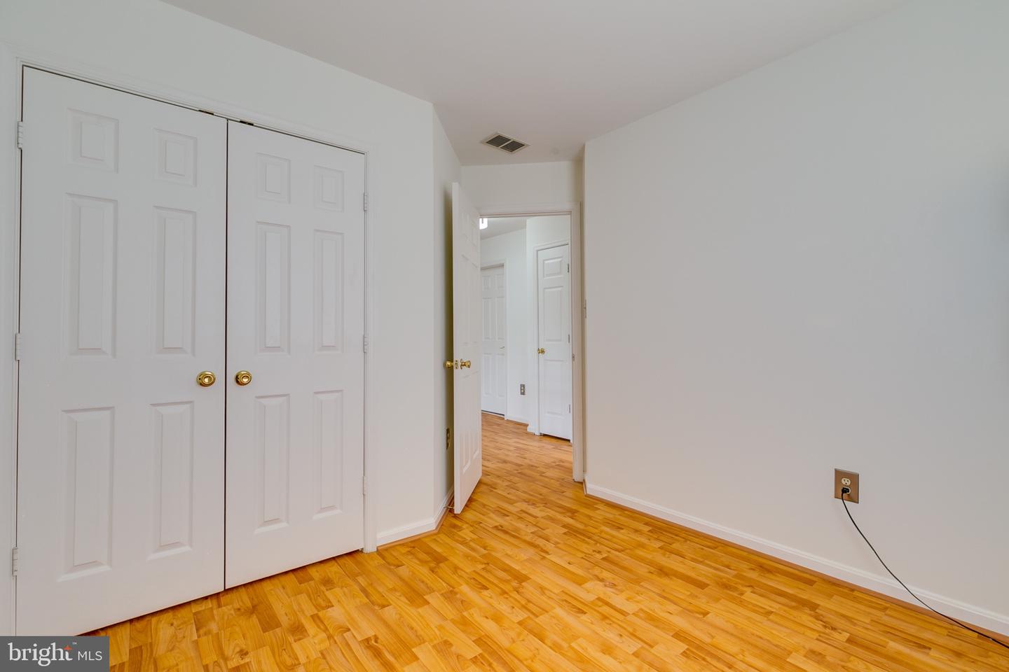 2466 CLOVER FIELD CIR, HERNDON, Virginia 20171, 3 Bedrooms Bedrooms, 12 Rooms Rooms,2 BathroomsBathrooms,Residential,For sale,2466 CLOVER FIELD CIR,VAFX2280208 MLS # VAFX2280208