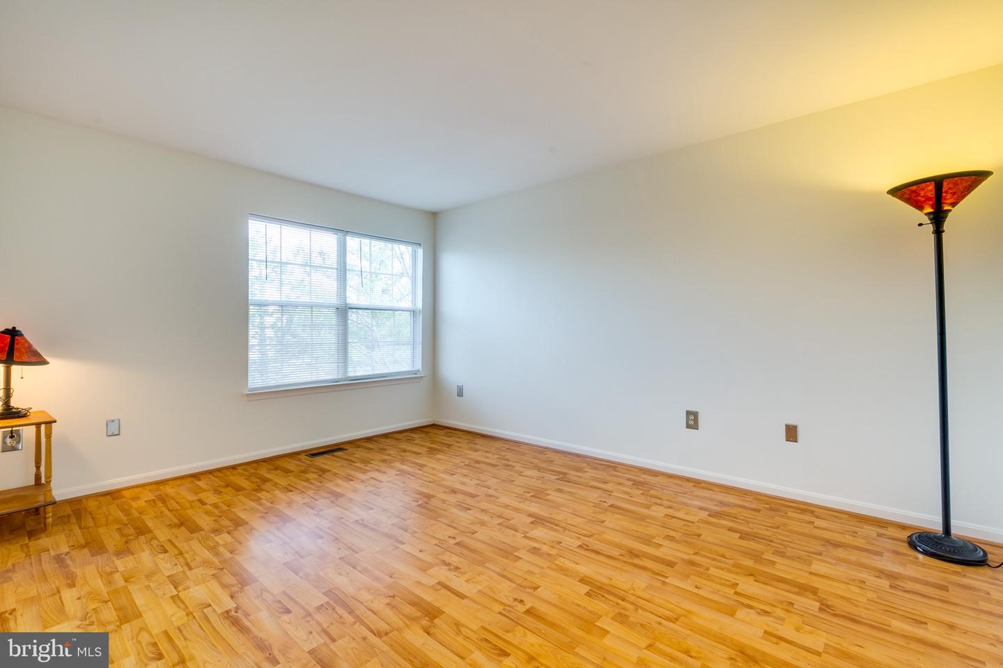 2466 CLOVER FIELD CIR, HERNDON, Virginia 20171, 3 Bedrooms Bedrooms, 12 Rooms Rooms,2 BathroomsBathrooms,Residential,For sale,2466 CLOVER FIELD CIR,VAFX2280208 MLS # VAFX2280208