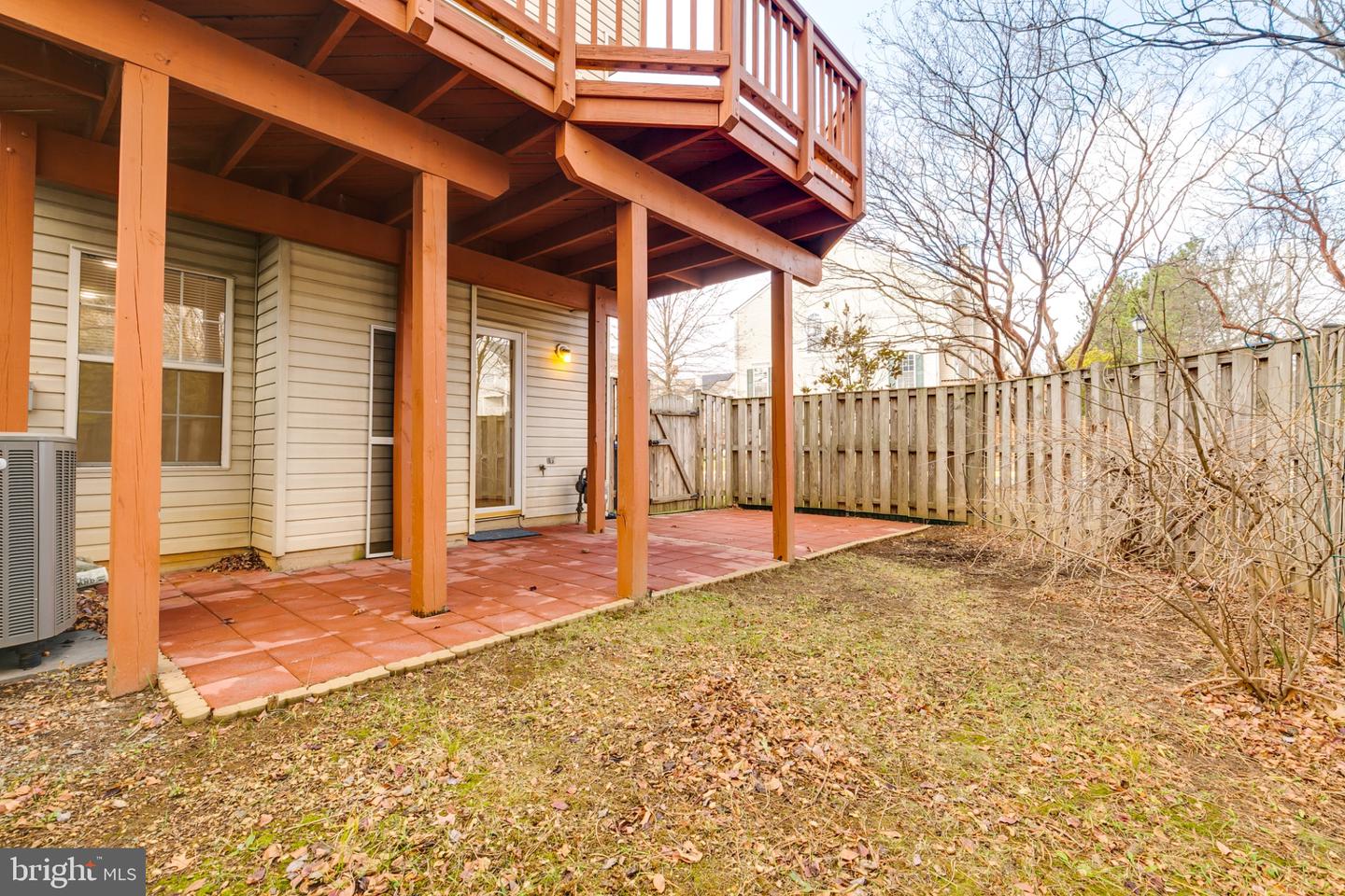 2466 CLOVER FIELD CIR, HERNDON, Virginia 20171, 3 Bedrooms Bedrooms, 12 Rooms Rooms,2 BathroomsBathrooms,Residential,For sale,2466 CLOVER FIELD CIR,VAFX2280208 MLS # VAFX2280208