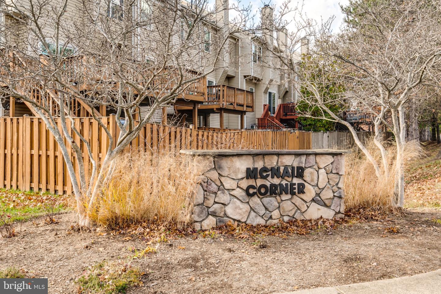 2466 CLOVER FIELD CIR, HERNDON, Virginia 20171, 3 Bedrooms Bedrooms, 12 Rooms Rooms,2 BathroomsBathrooms,Residential,For sale,2466 CLOVER FIELD CIR,VAFX2280208 MLS # VAFX2280208