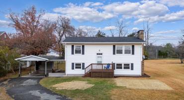 126 WELSH PARK PL, LEXINGTON, Virginia 24450, 4 Bedrooms Bedrooms, 4 Rooms Rooms,2 BathroomsBathrooms,Residential,For sale,126 WELSH PARK PL,VALX2000016 MLS # VALX2000016