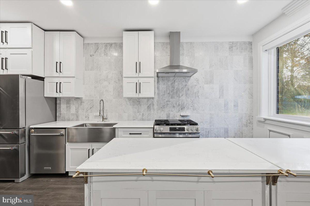 625 SLATERS LN #G4, ALEXANDRIA, Virginia 22314, 1 Bedroom Bedrooms, ,1 BathroomBathrooms,Residential,For sale,625 SLATERS LN #G4,VAAX2051996 MLS # VAAX2051996