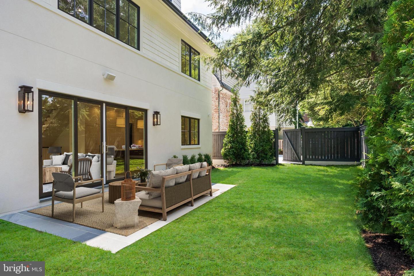 4905 VAN NESS ST NW, WASHINGTON, District Of Columbia 20016, 5 Bedrooms Bedrooms, ,5 BathroomsBathrooms,Residential,For sale,4905 VAN NESS ST NW,DCDC2232838 MLS # DCDC2232838