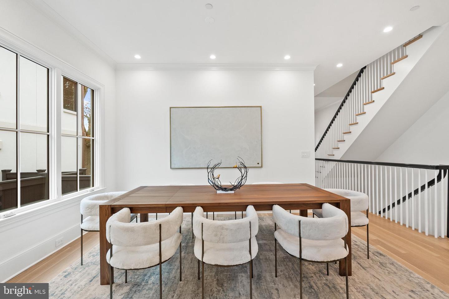 4905 VAN NESS ST NW, WASHINGTON, District Of Columbia 20016, 5 Bedrooms Bedrooms, ,5 BathroomsBathrooms,Residential,For sale,4905 VAN NESS ST NW,DCDC2232838 MLS # DCDC2232838