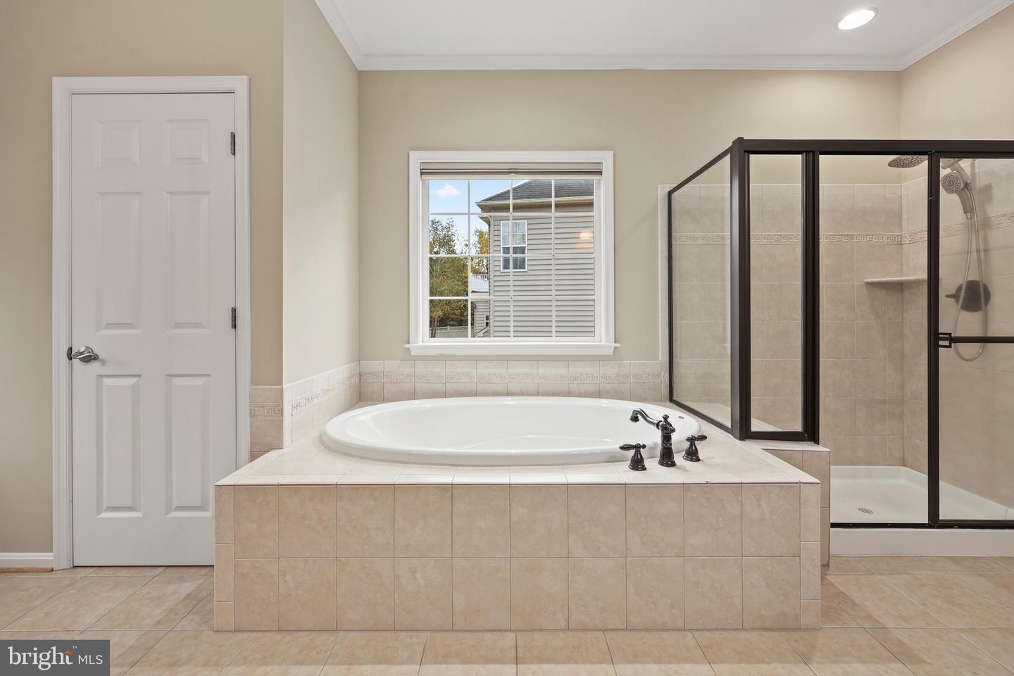 1019 E KENSINGTON CIR, FREDERICKSBURG, Virginia 22401, 5 Bedrooms Bedrooms, ,4 BathroomsBathrooms,Residential,For sale,1019 E KENSINGTON CIR,VAFB2009334 MLS # VAFB2009334