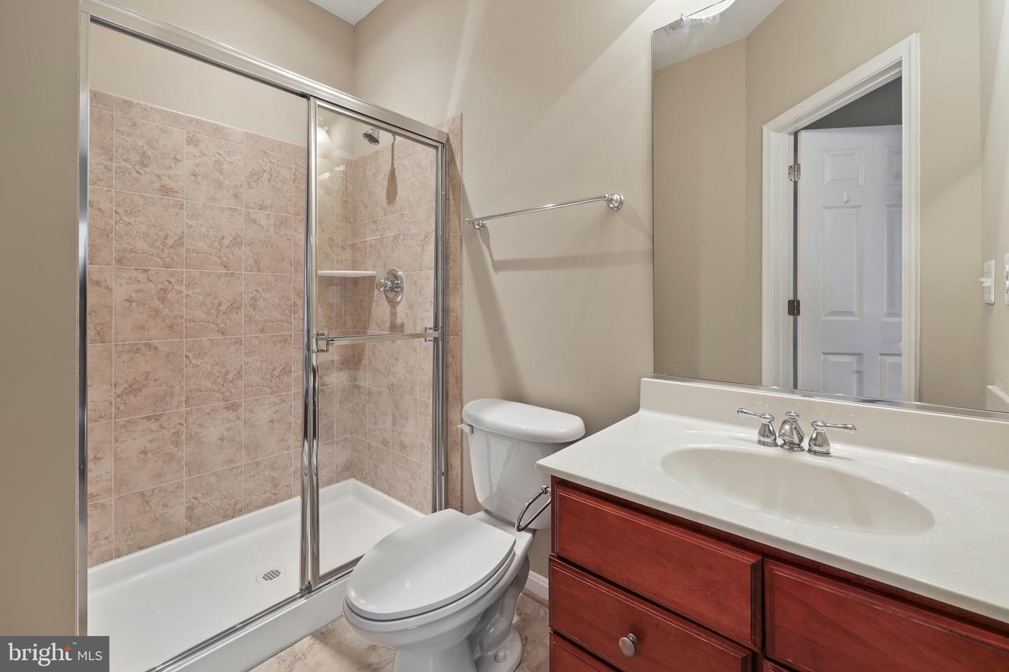 1019 E KENSINGTON CIR, FREDERICKSBURG, Virginia 22401, 5 Bedrooms Bedrooms, ,4 BathroomsBathrooms,Residential,For sale,1019 E KENSINGTON CIR,VAFB2009334 MLS # VAFB2009334