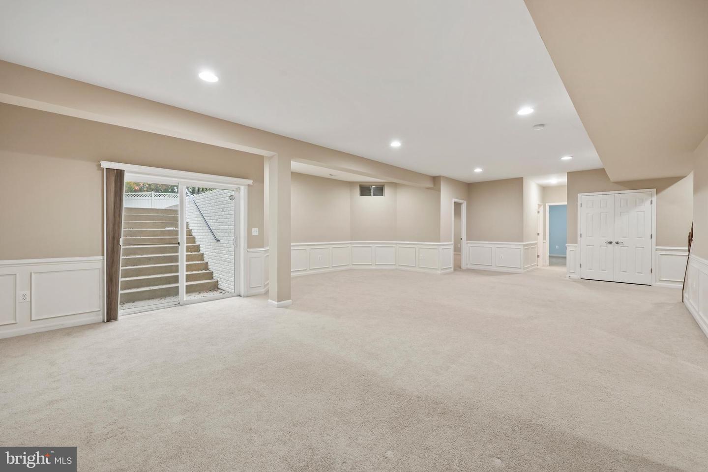 1019 E KENSINGTON CIR, FREDERICKSBURG, Virginia 22401, 5 Bedrooms Bedrooms, ,4 BathroomsBathrooms,Residential,For sale,1019 E KENSINGTON CIR,VAFB2009334 MLS # VAFB2009334